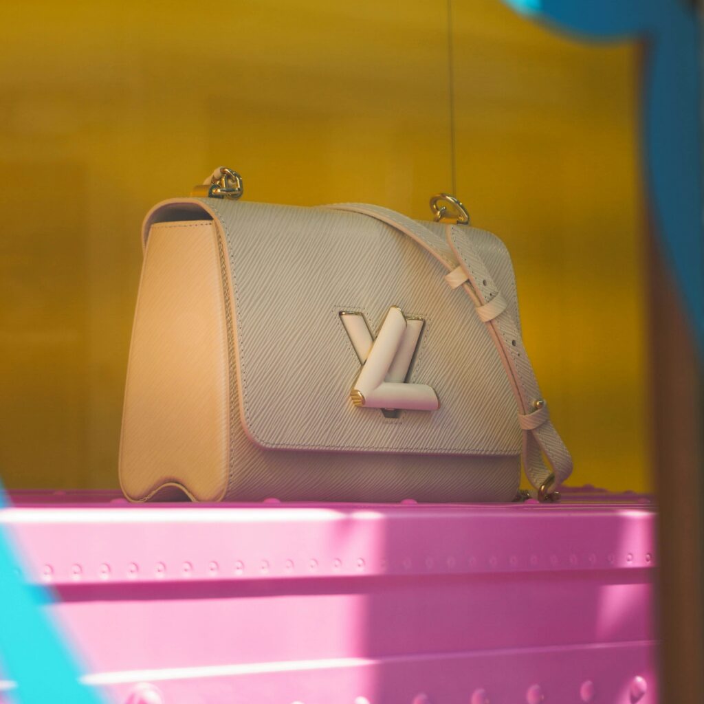 Louis Vuitton Twist bag white