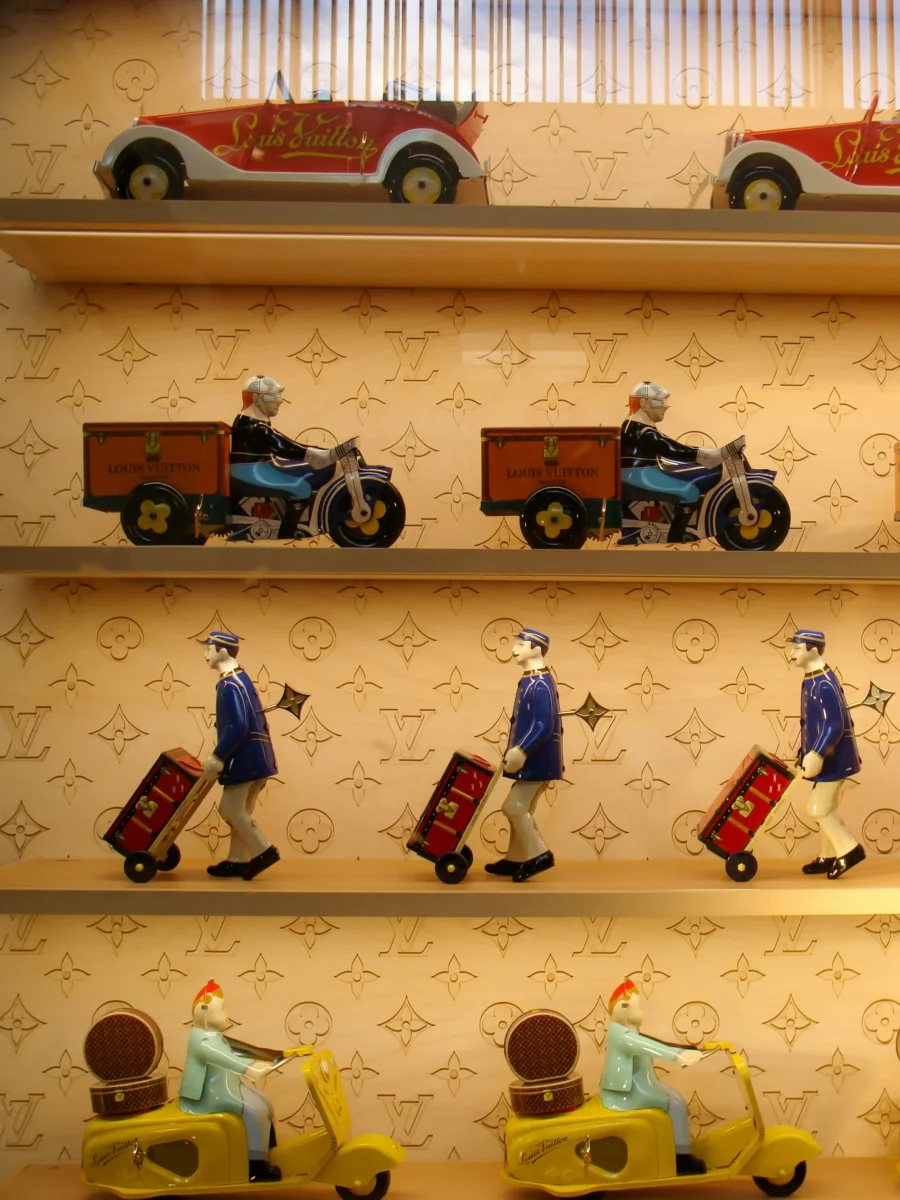 Louis Vuitton store display